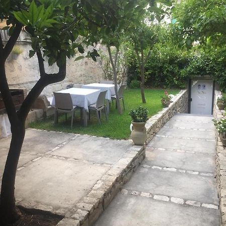 House Garden Modica公寓 外观 照片